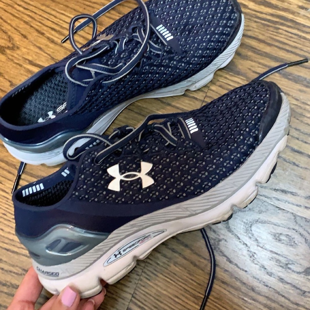 Under armour tennis shoes